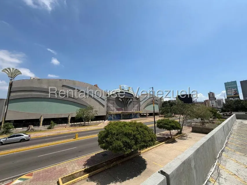 Oficina en Alquiler en 5 de Julio, Zulia - 4