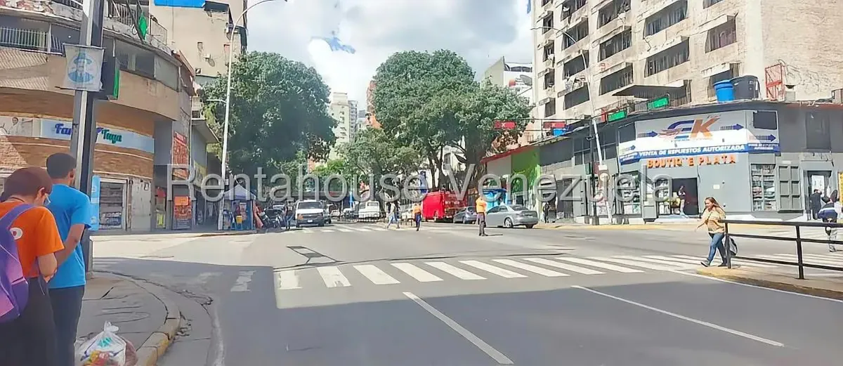 Apartamento (1 Nivel) en Alquiler en Parroquia Catedral, Distrito Metropolitano - 15