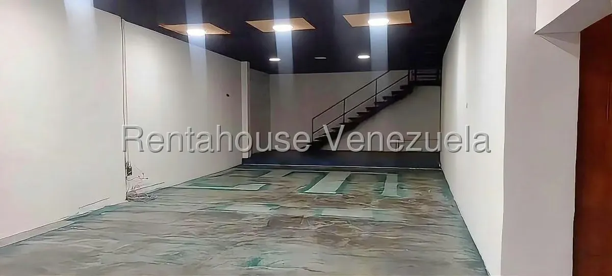 Apartamento (1 Nivel) en Alquiler en Parroquia Catedral, Distrito Metropolitano - 4