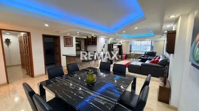 HERMOSO APARTAMENTO REMODELADO EN VENTA EN LOMAS DE PRADOS DEL ESTE. - 8