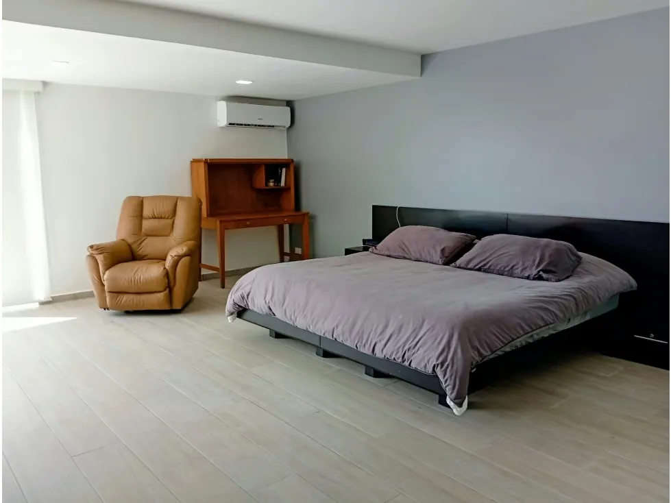Vendo PB remodelada con vista 395m2 6hab 5b 3p Los Naranjos 0194 - 37