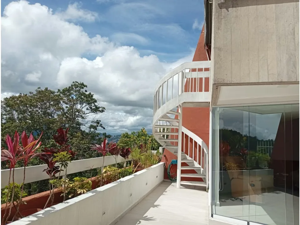 Vendo PB remodelada con vista 395m2 6hab 5b 3p Los Naranjos 0194 - 39