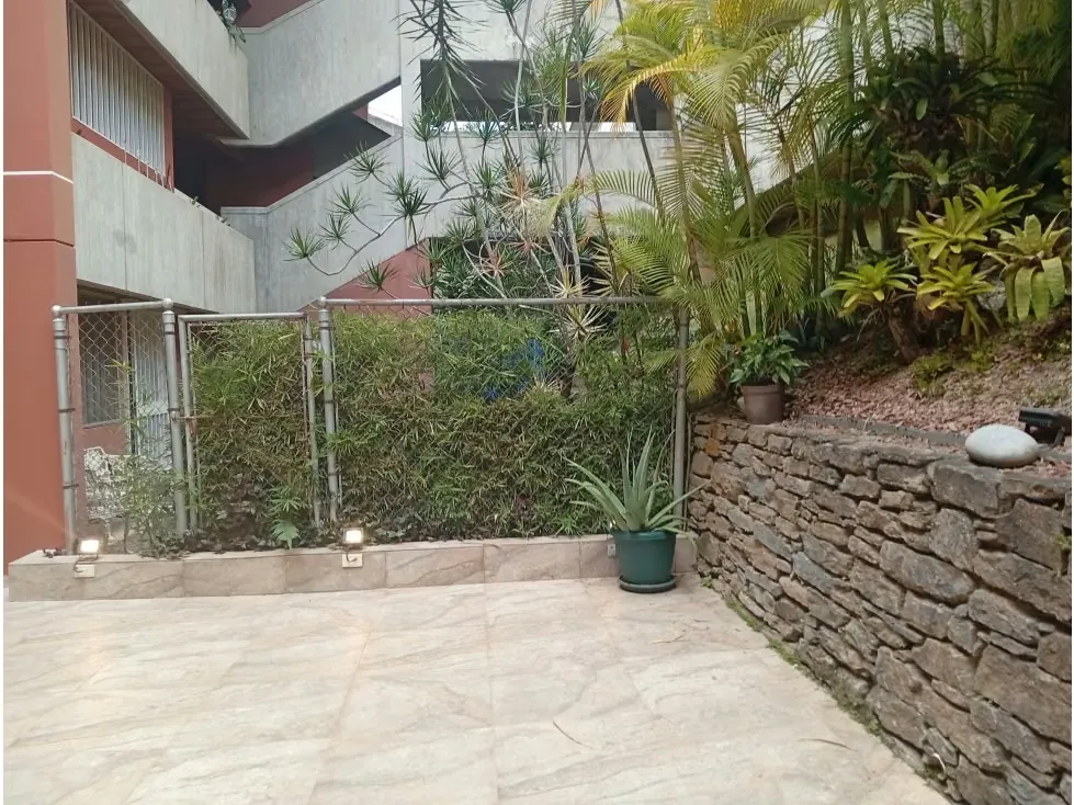 Vendo PB remodelada con vista 395m2 6hab 5b 3p Los Naranjos 0194 - 59
