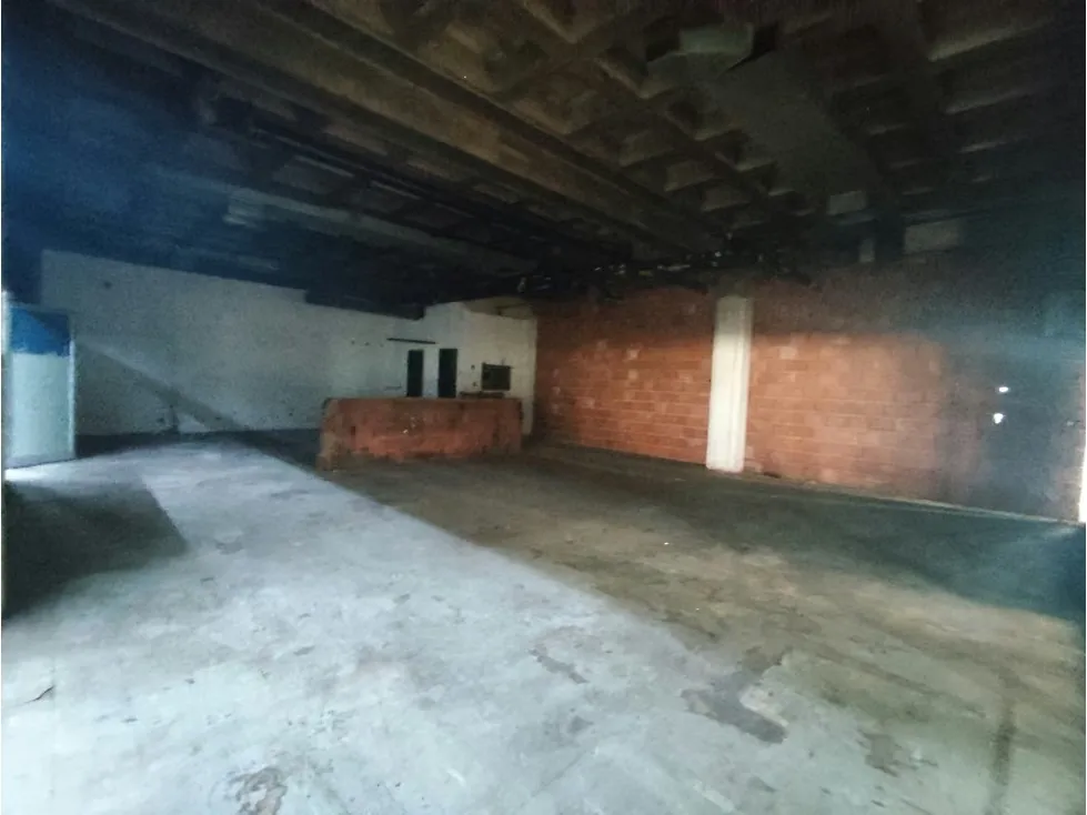 Se vende local comercial 243m2 Propatria 2215 - 11