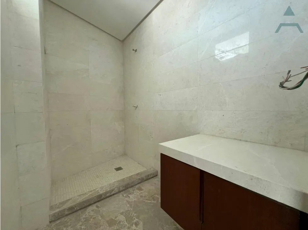 Se vende Apto 322m²+150m² Terreza 3h+s/5b/6p La Castellana - 29