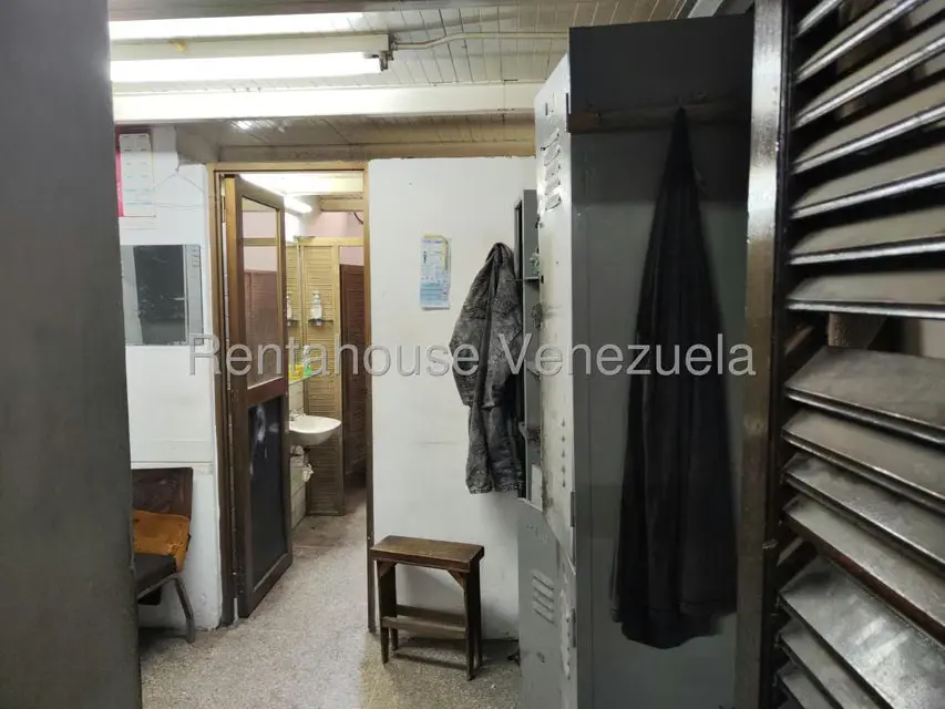Local Comercial en Venta en La Florida, Distrito Metropolitano - 13