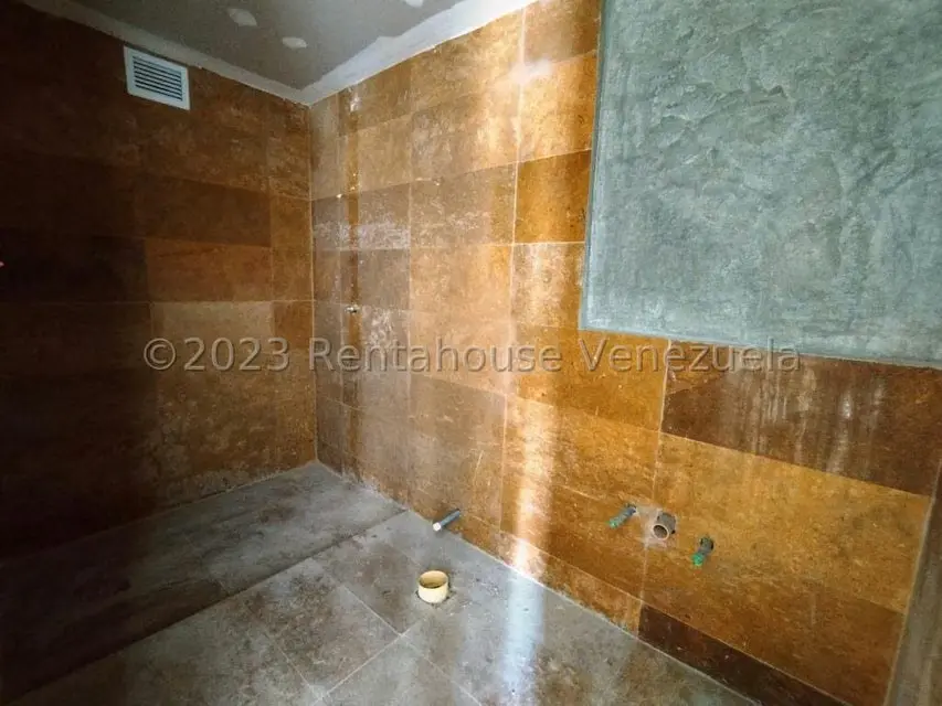 Apartamento (1 Nivel) en Venta en La Lagunita Country Club, Distrito Metropolitano - 11