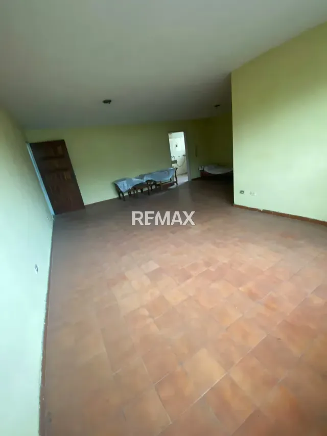 EN VENTA APARTAMENTO EN RES. LA CRISTINA AV CUATRICENTENARIA - 9
