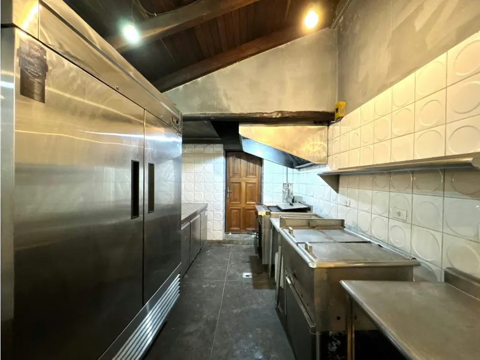 Alquiler de Restaurante Amoblado en Plaza El Hatillo Neg - 9