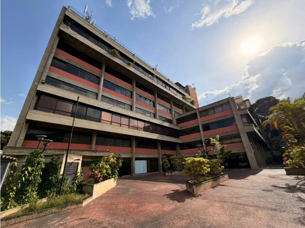 Se alquila Oficina 92m² 1b Los Cortijos