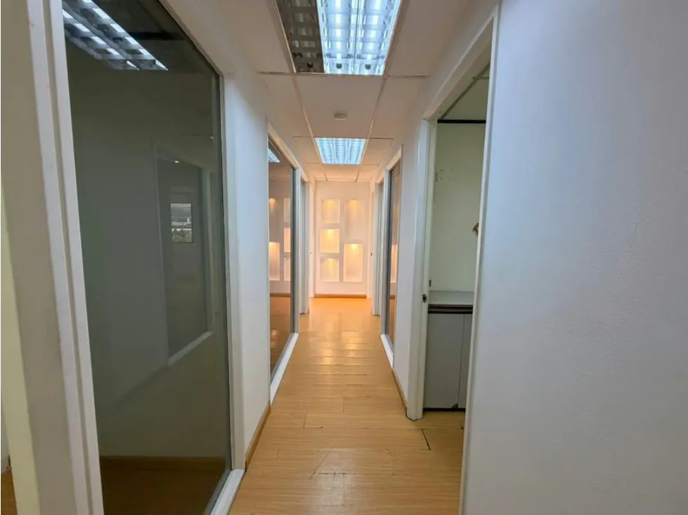 Se alquila Oficina 92m² 1b Los Cortijos - 8