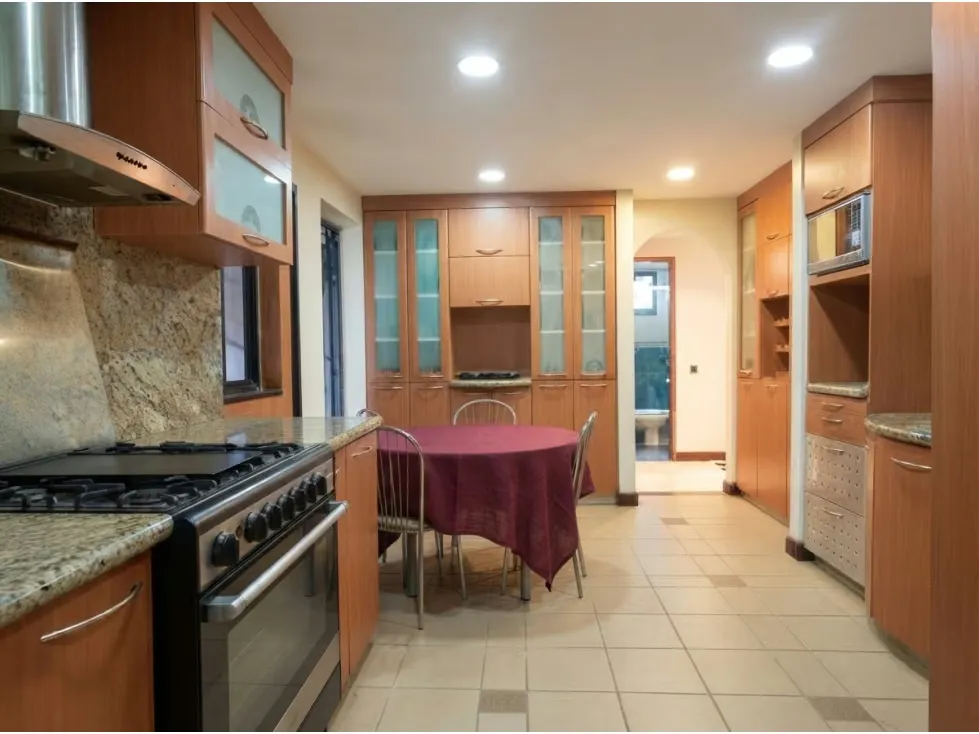 Casa Residencial en Venta Santa Rosa de Lima 4H/4B/3PE - 14