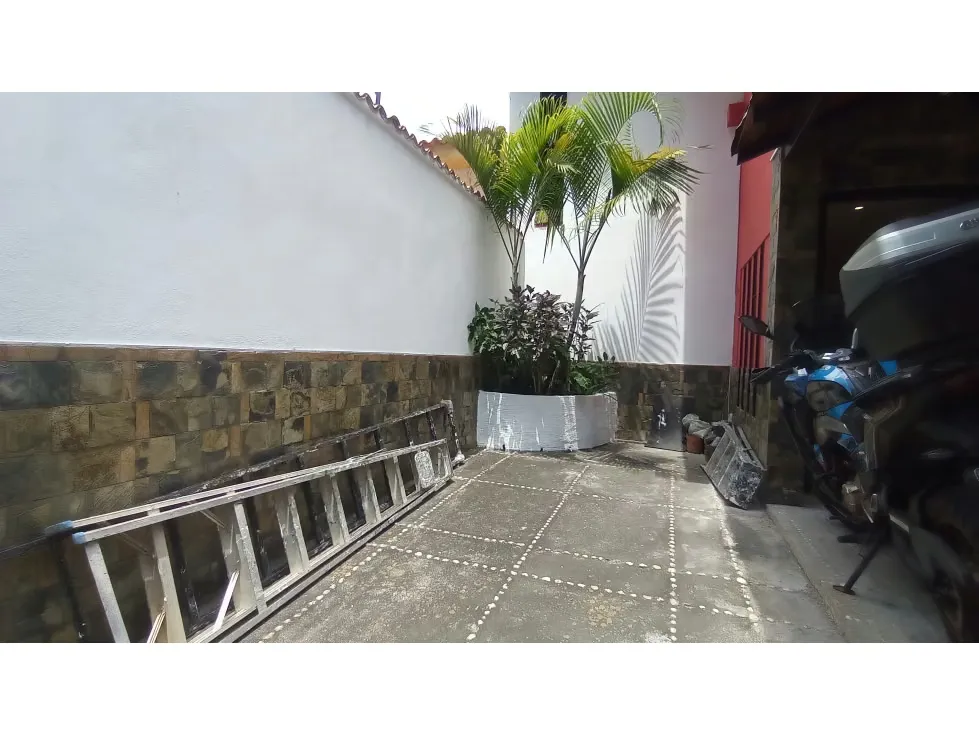 Casa Residencial en Venta Santa Rosa de Lima 4H/4B/3PE - 33