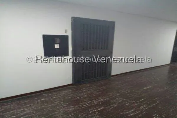 Oficina en Alquiler en Prados del Este, Distrito Metropolitano - 3