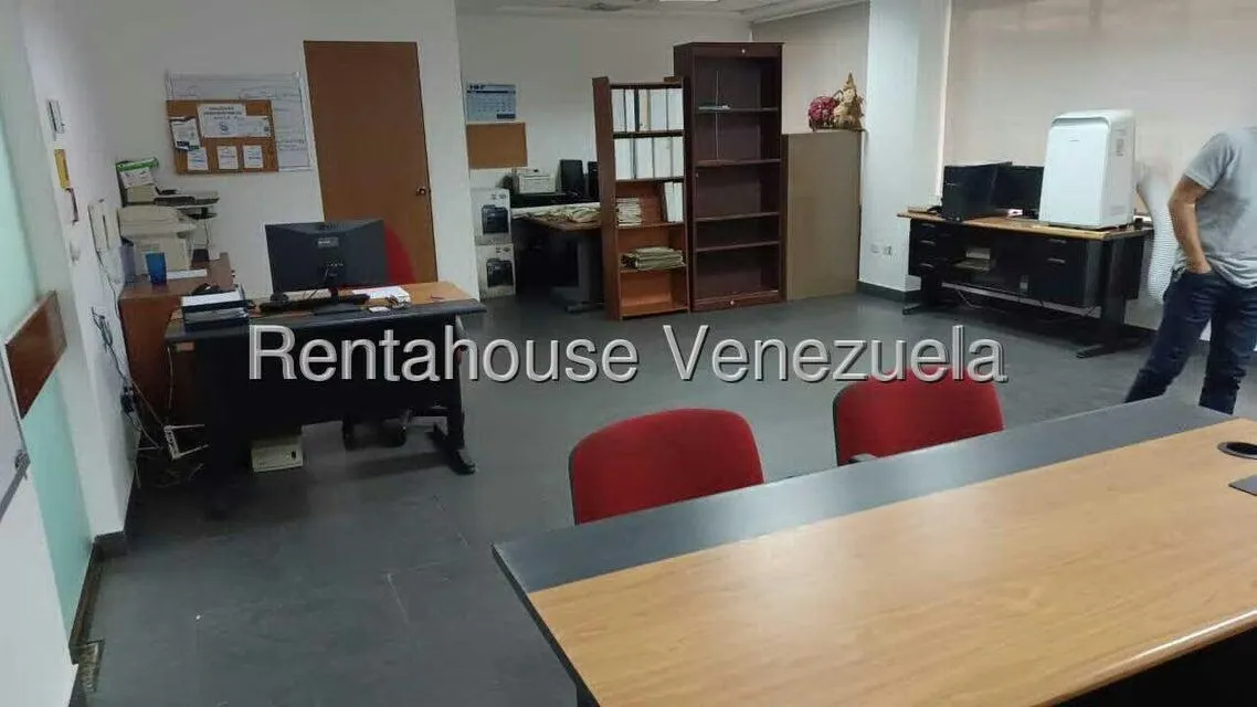 Oficina en Alquiler en Prados del Este, Distrito Metropolitano - 6