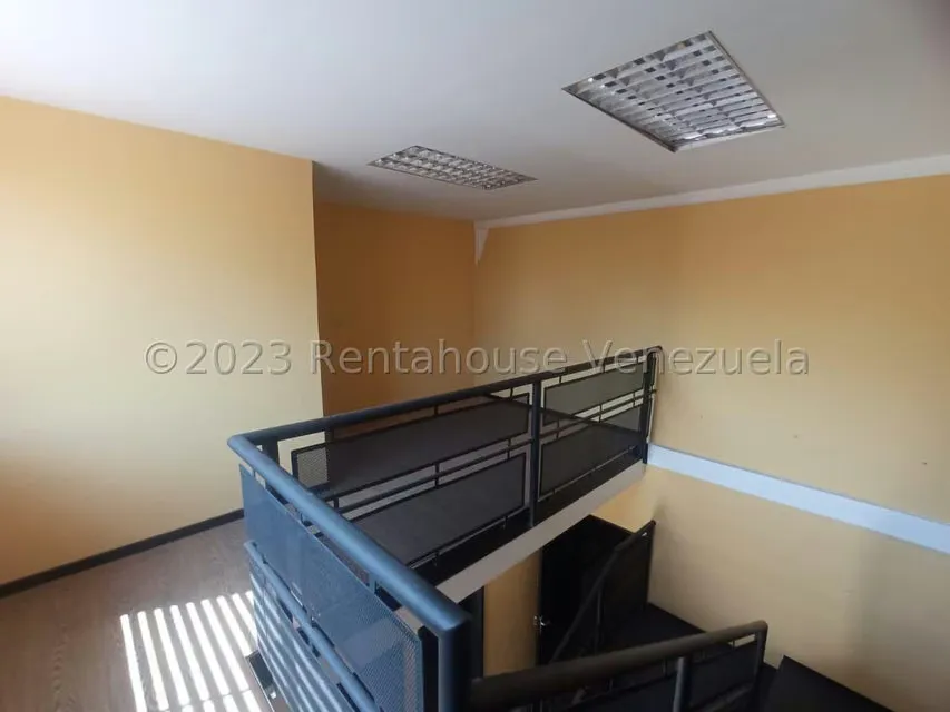 Local Comercial en Alquiler en Zona Industrial 2, Lara - 11
