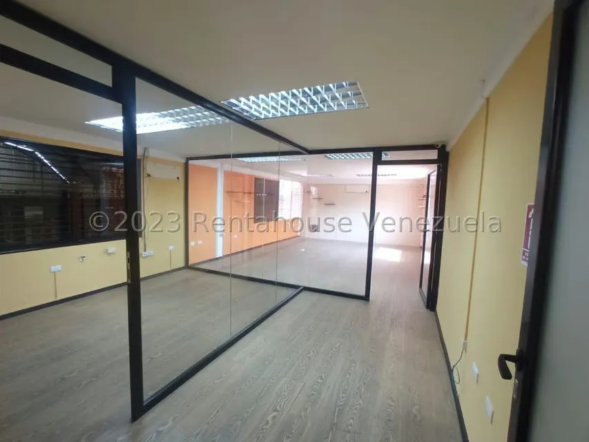 Local Comercial en Alquiler en Zona Industrial 2, Lara - 15