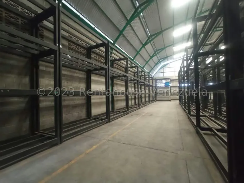 Local Comercial en Alquiler en Zona Industrial 2, Lara - 19