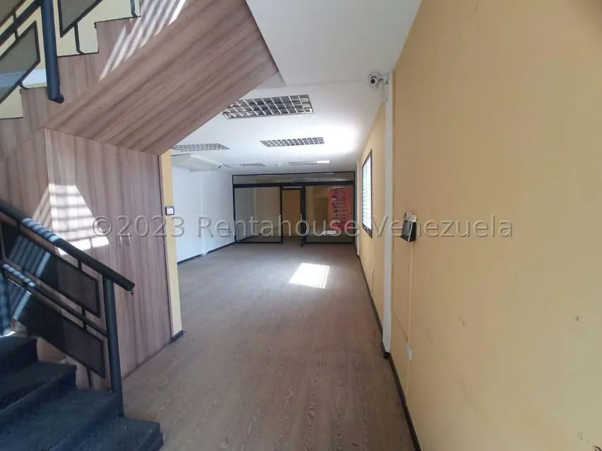 Local Comercial en Alquiler en Zona Industrial 2, Lara - 3
