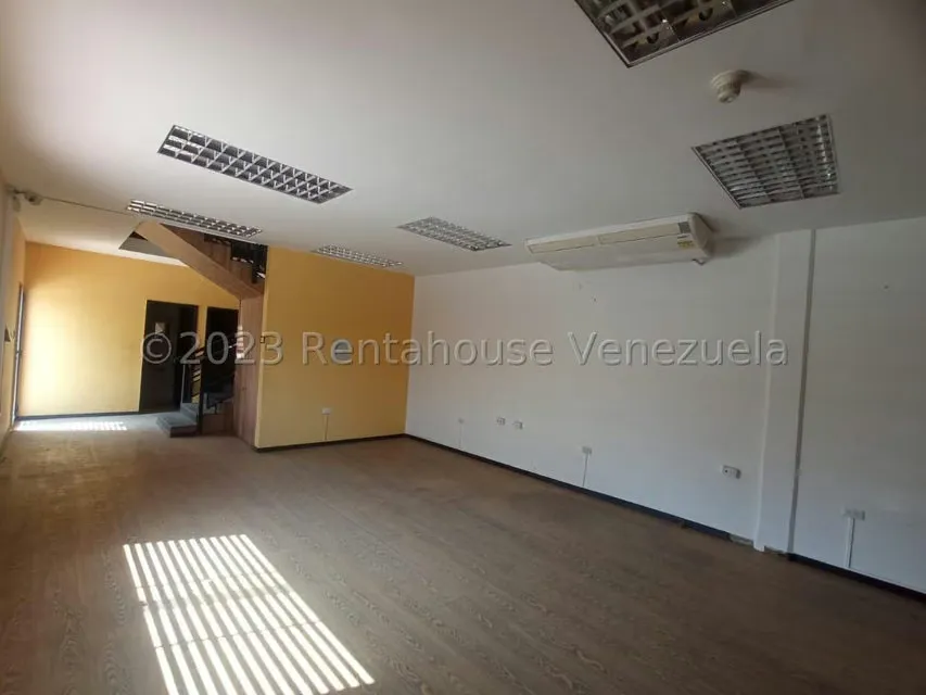 Local Comercial en Alquiler en Zona Industrial 2, Lara - 6
