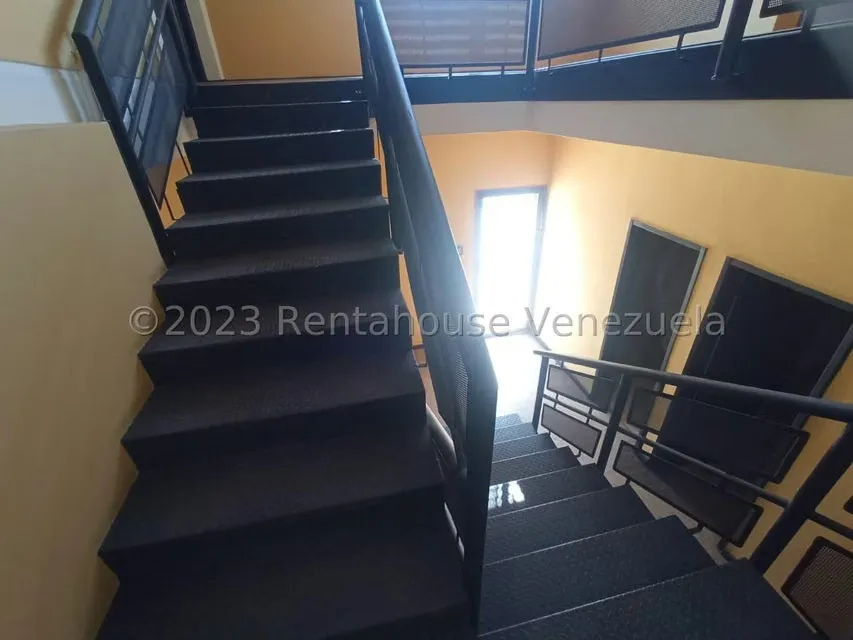 Local Comercial en Alquiler en Zona Industrial 2, Lara - 9