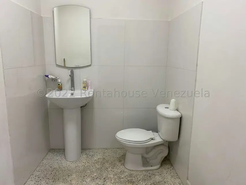 Local Comercial en Venta en Parroquia Santa Teresa, Distrito Metropolitano - 13