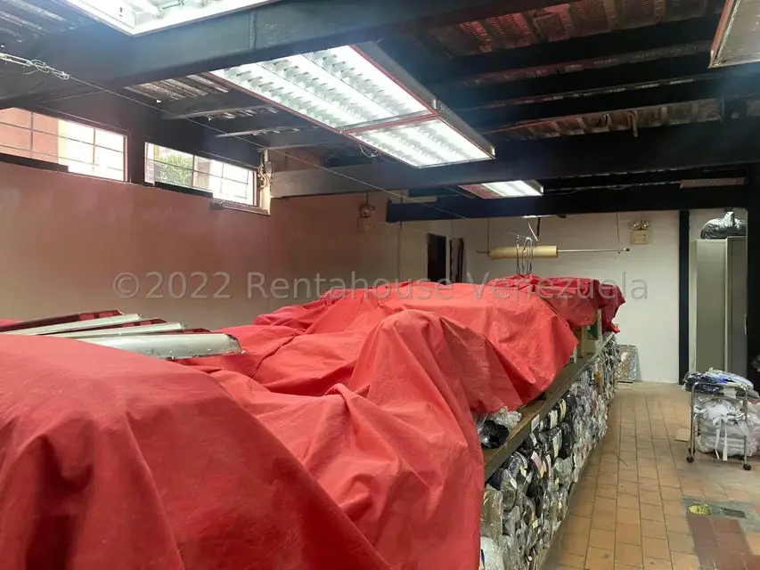 Local Comercial en Venta en Parroquia Santa Teresa, Distrito Metropolitano - 25
