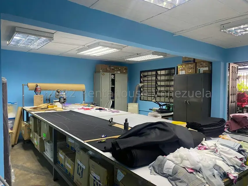 Local Comercial en Venta en Parroquia Santa Teresa, Distrito Metropolitano - 32