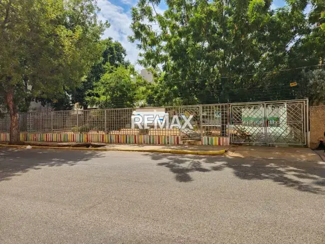 casa comercial ideal para colegio o market