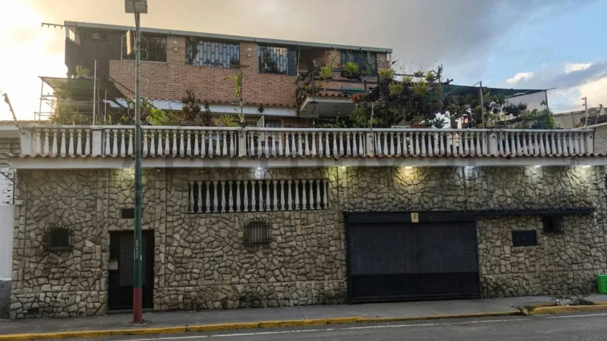 Casa quinta de 450 m² con gran potencial en La California