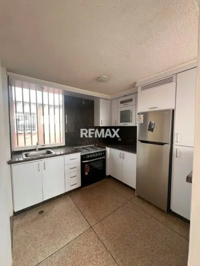 Apartamento en Alquiler La Mora