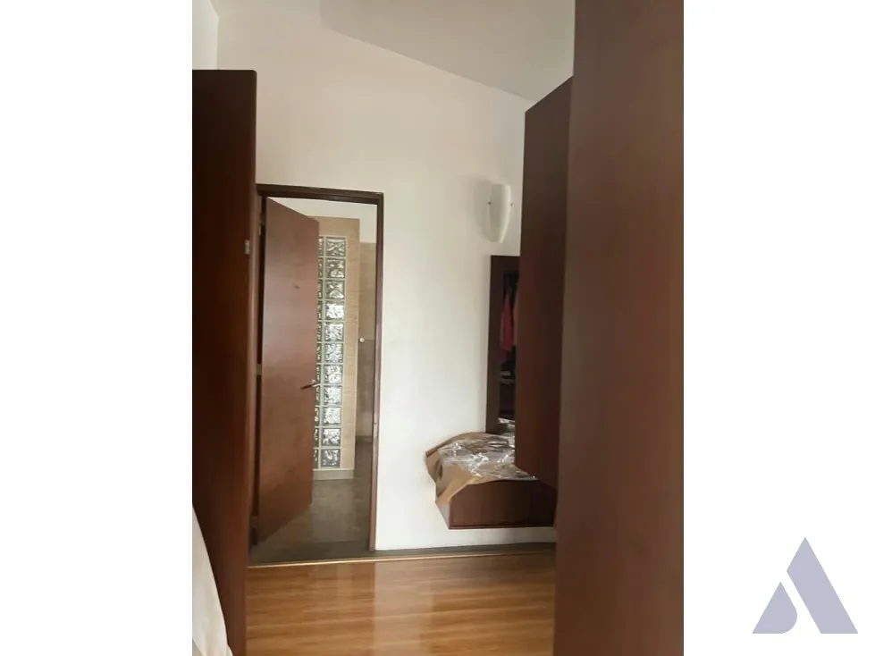 Vendo impresionante quinta 1700m2 Monte Elena - Baruta 8038 - 34