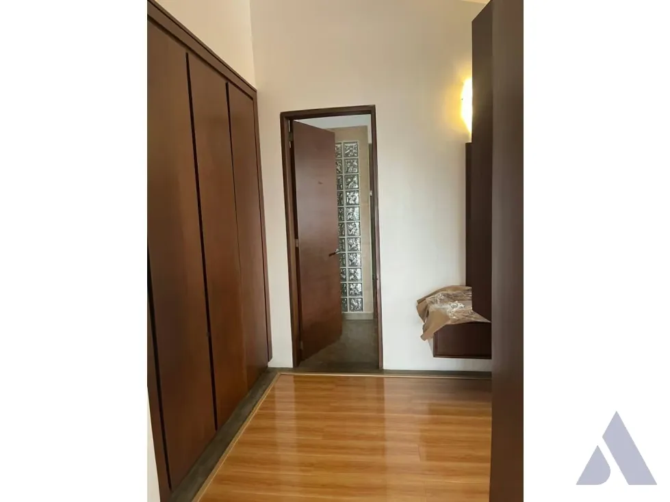 Vendo impresionante quinta 1700m2 Monte Elena - Baruta 8038 - 35