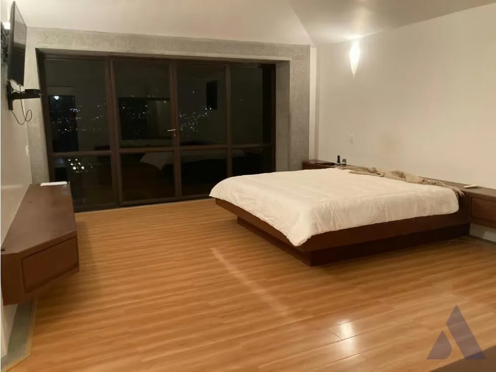 Vendo impresionante quinta 1700m2 Monte Elena - Baruta 8038 - 40