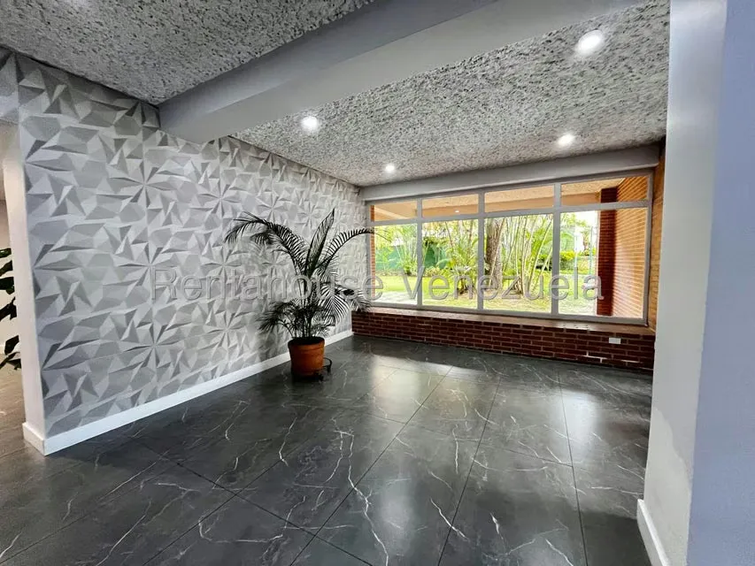 Apartamento (1 Nivel) en Venta en Los Naranjos del Cafetal, Distrito Metropolitano - 3