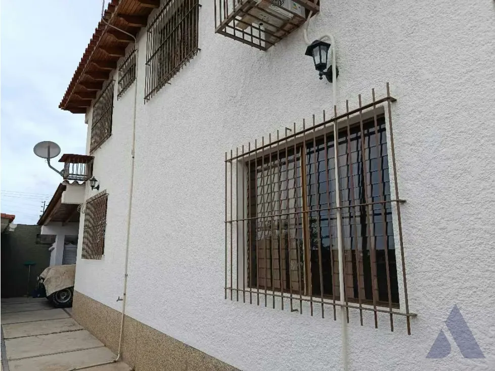 Vendo casa 300m2 Higuerote 7780 - 45