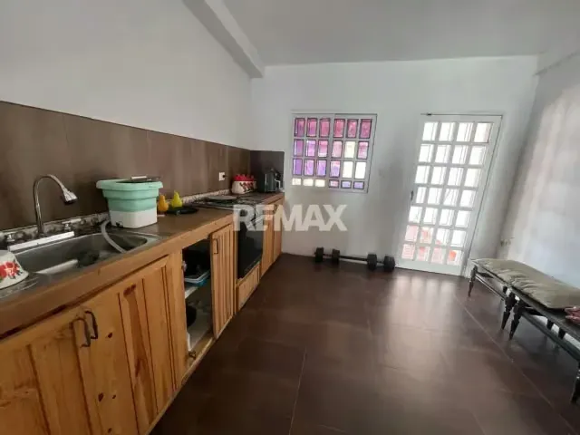 CASA EN VENTA - 10