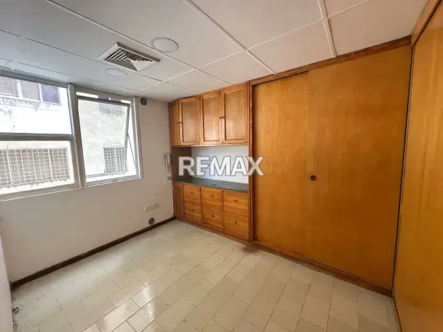 Local Consultorio en alquiler en San Bernardino - 2