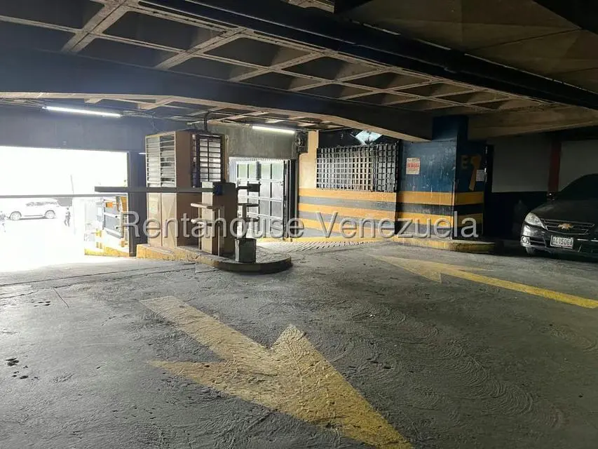 Oficina en Alquiler en Sabana Grande, Distrito Metropolitano - 18