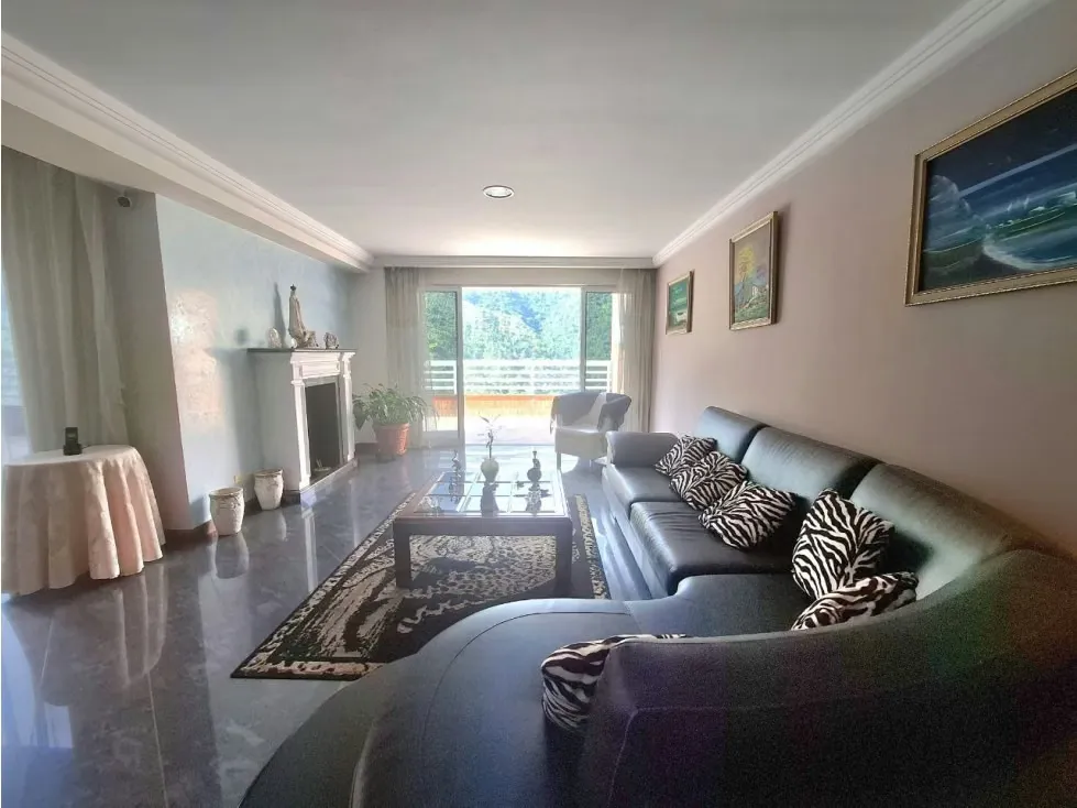 Exclusivo PH de 512 mts2 en Venta, Urb Miranda - 3