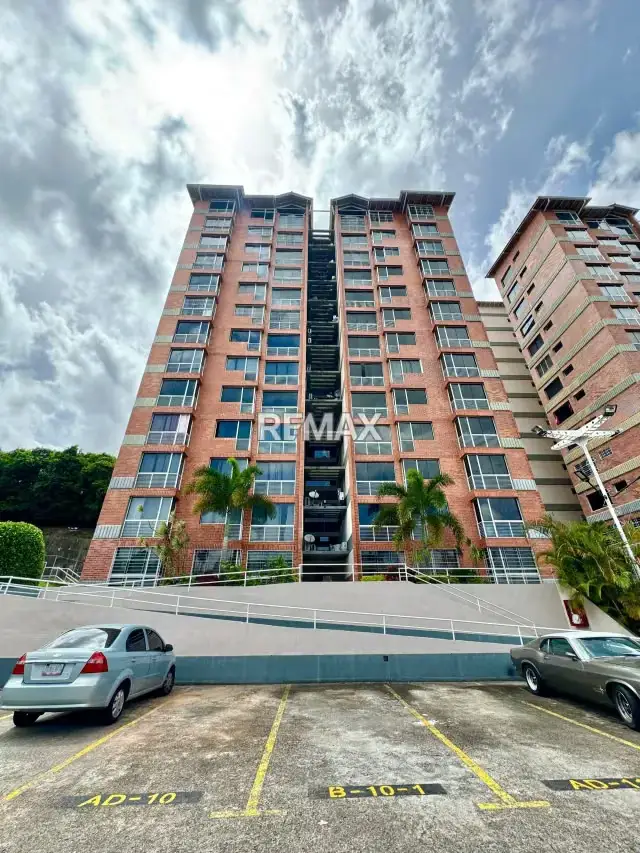 EN VENTA Hermoso apartamento Conjunto Residencial El Alcázar