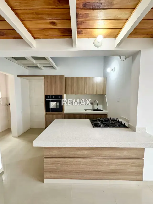 EN VENTA Hermoso apartamento Conjunto Residencial El Alcázar - 2