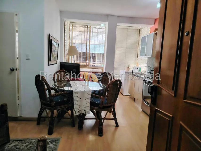 Apartamento (1 Nivel) en Venta en La Carlota, Distrito Metropolitano - 8