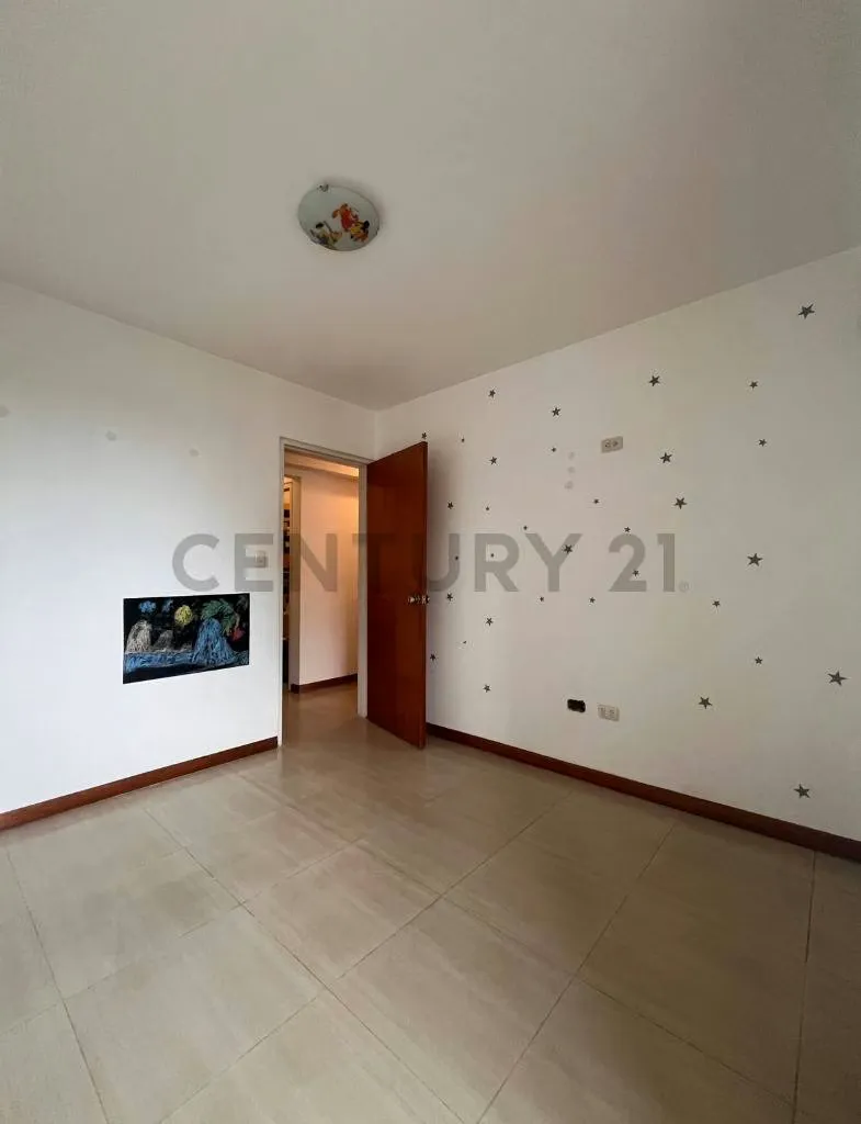 Alquiler apartamento En Mañongo, Naguanagua, Piso 9. 105 mt2 - 22