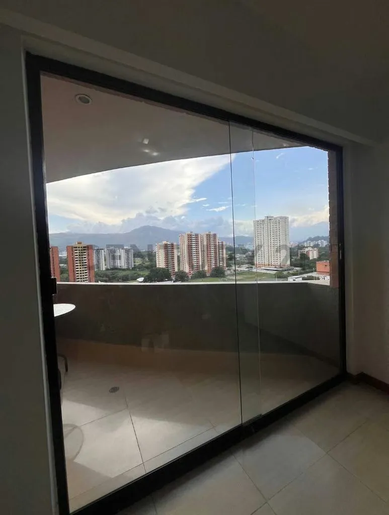 Alquiler apartamento En Mañongo, Naguanagua, Piso 9. 105 mt2 - 28