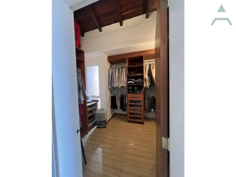 Se vende Apto 300m² 5h/5b/3p Oripoto - 16