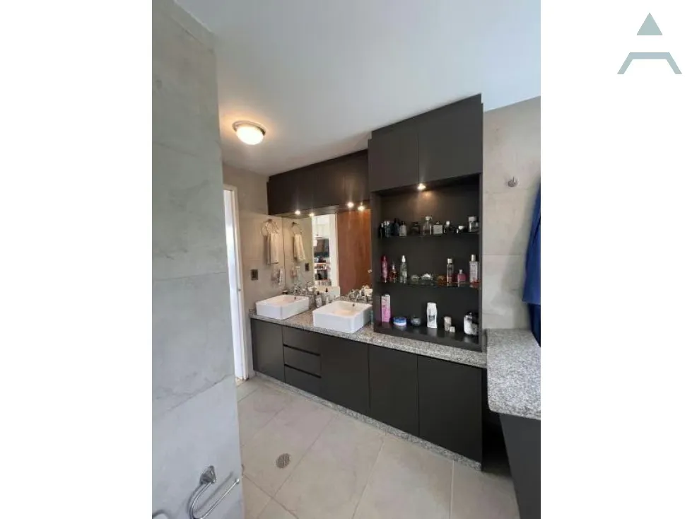 Se vende Apto 300m² 5h/5b/3p Oripoto - 10