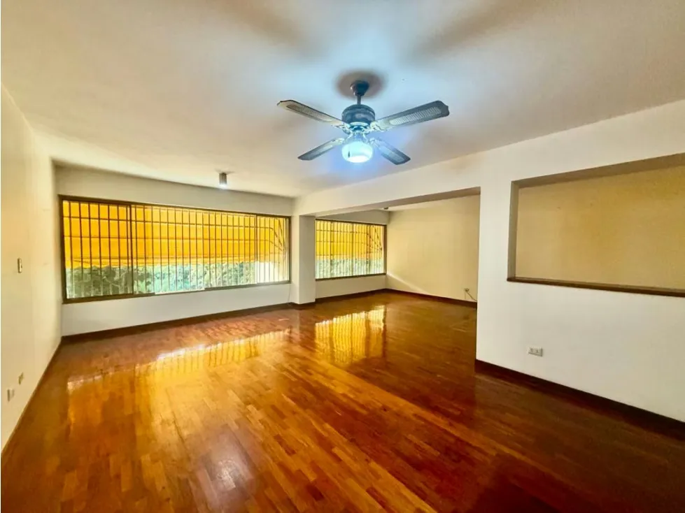 Se vende apto 181m2 3h+s/4b/2p El Limón El Cafetal - 2