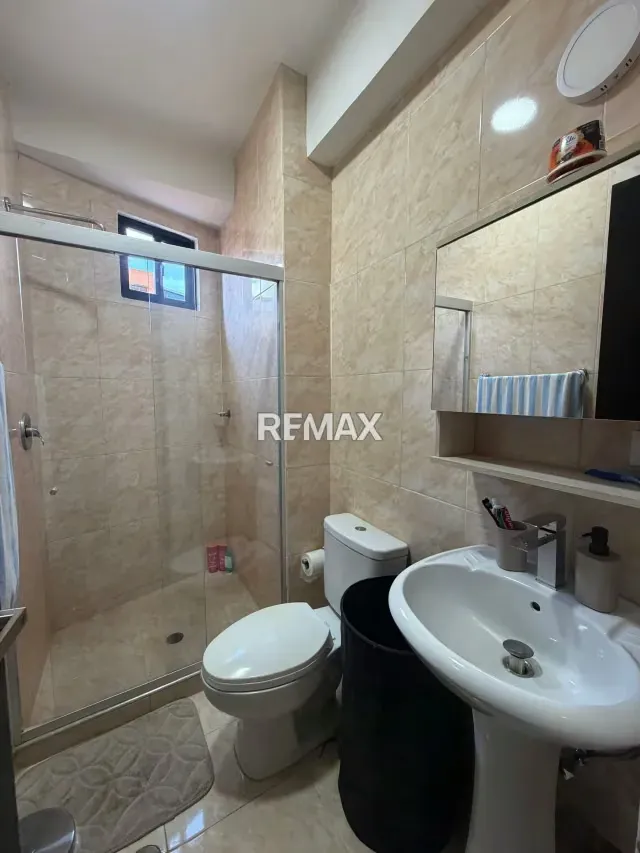 Apartamento moderno a la venta en el Triángulo del Este, Residencias Silver House conectado a planta eléctrica - 17