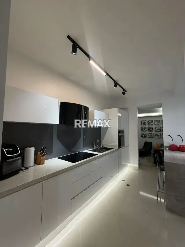 Apartamento moderno a la venta en el Triángulo del Este, Residencias Silver House conectado a planta eléctrica - 20